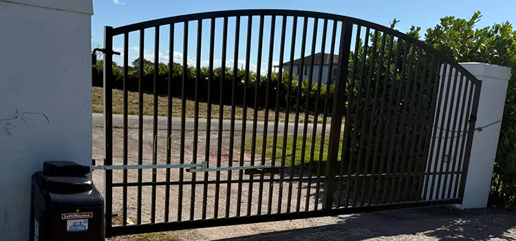 Driveway Fence Repair Pensacola